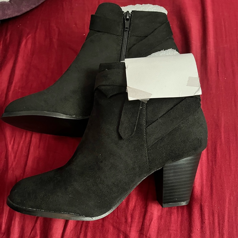 Chunky heel booties